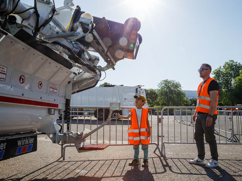 Schlosser beim Schweißen